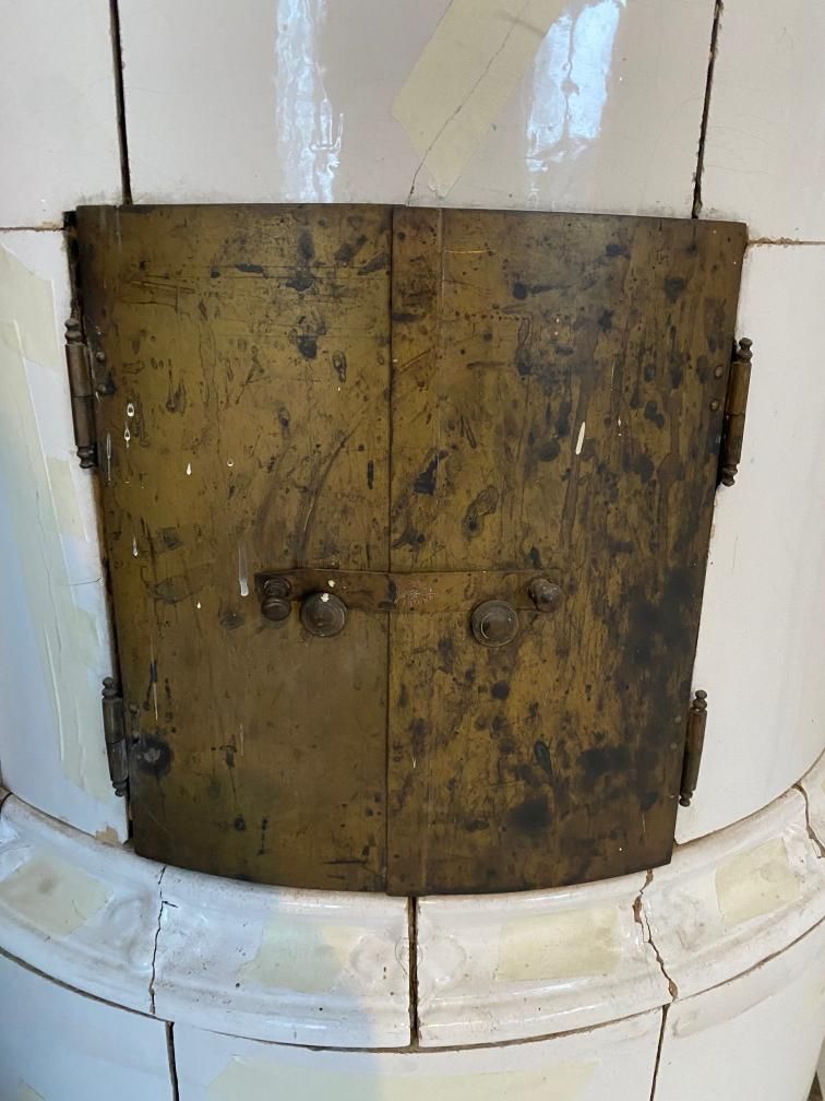 Rengöring av kakelugn: En guide till frisk luft och estetik